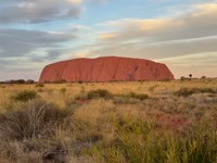 Uluṟu as the sun sets