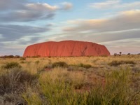 Uluṟu as the sun sets