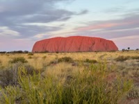 Uluṟu as the sun sets